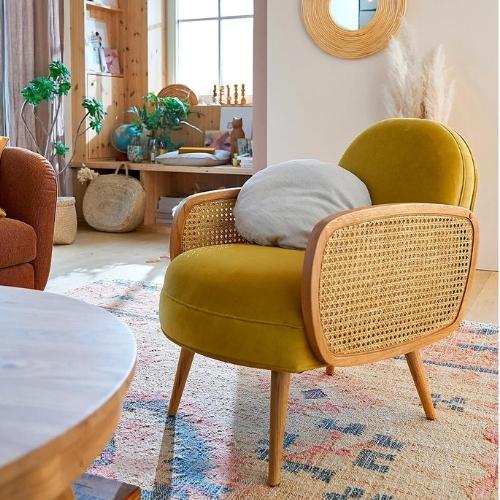 meilleur fauteuil en velours jaune