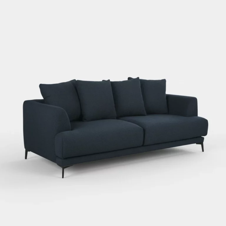 Canapé Romy Maisons du Monde en tissu bleu foncé, silhouette droite, pieds fins en métal noir, coussins d'assise et de dossier amovibles.