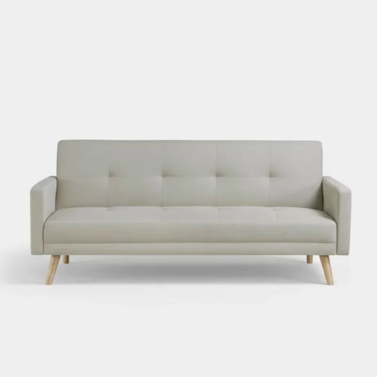 Canapé Wooden Maisons du Monde en tissu beige clair, silhouette droite, pieds en bois inclinés, accoudoirs fins, coussins capitonnés, vue de face.