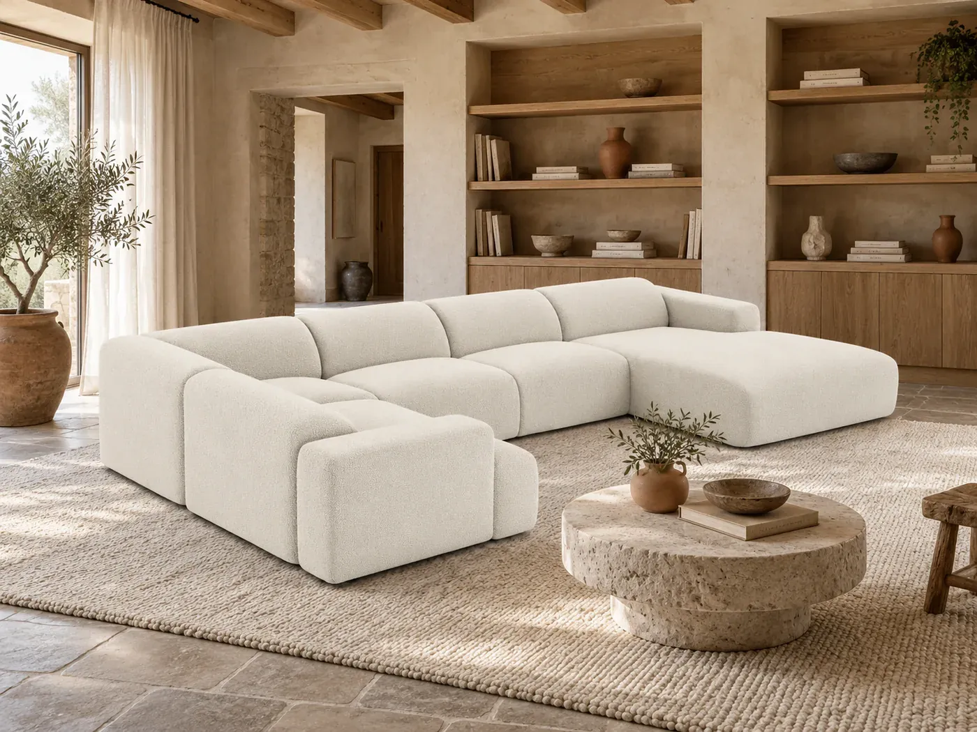 Canapé Myra Maisons du Monde, coloris Bouclette creme (mise en situation illustrée par IA)