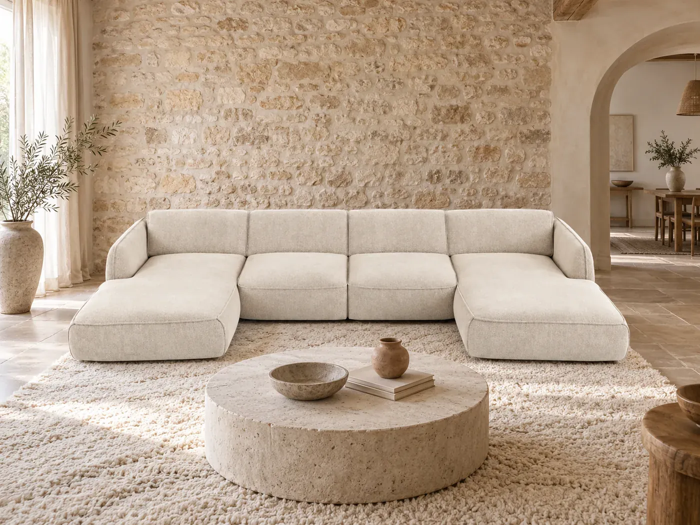Canapé Livia Maisons du Monde, coloris Crème (mise en situation illustrée par IA)