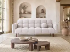 Canapé Adam Maisons du Monde, 2 places droit convertible, coloris beige, mise en situation dans un salon (illustration IA 3)