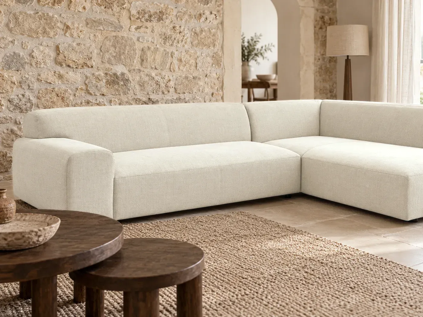 Lavena, 4 places d'angle fixe, coloris beige : gros plan sur les coussins