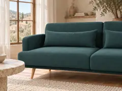 Canapé Elvis Maisons du Monde, 4 places droit convertible, coloris vert, mise en situation dans un salon (illustration IA 2)